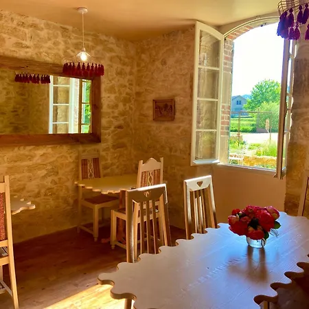 Maison As Cambous Bed & Breakfast Sauveterre-la-Lemance